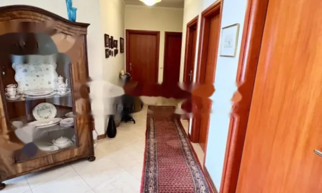 Недвижимость Трехкомнатная квартира, Обри: 8