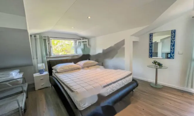 Недвижимость Четырехкомнатная квартира, Центр, Опатия: 12