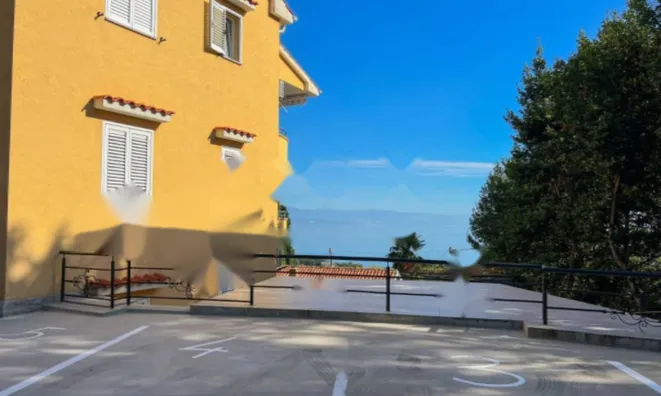 Недвижимость Четырехкомнатная квартира, Центр, Опатия: 20