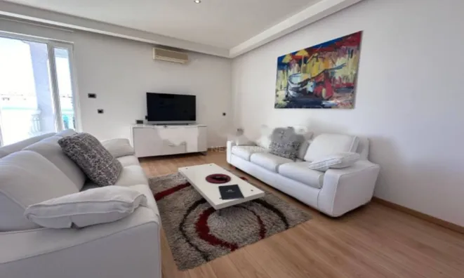 Недвижимость Четырехкомнатная квартира в центре Опатии: 3