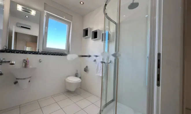 Недвижимость Четырехкомнатная квартира в центре Опатии: 15