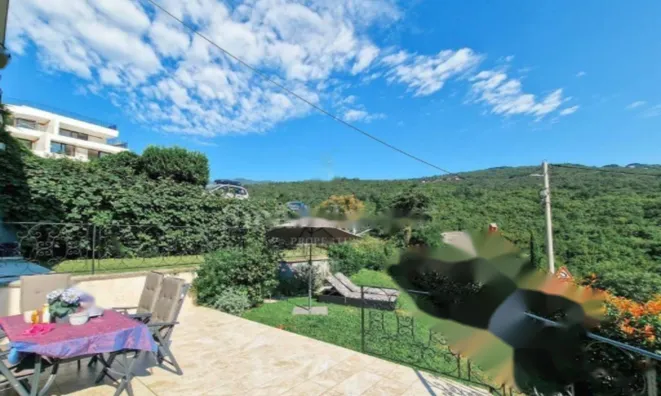 Недвижимость Трехкомнатная квартира в Центре: 11