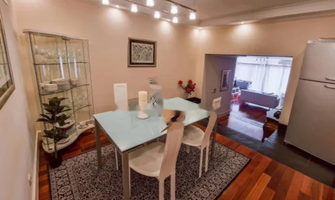 Недвижимость Трехкомнатная квартира в Центре: 19