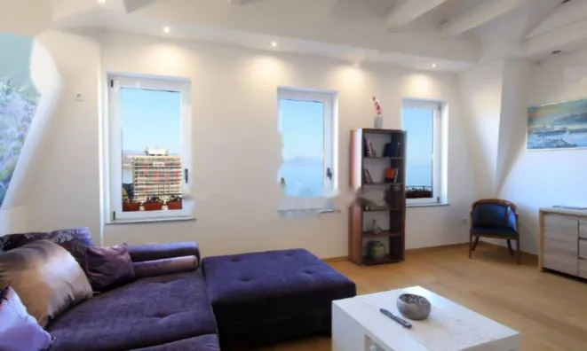 Недвижимость Четырехкомнатная квартира, Центр, Опатия: 6