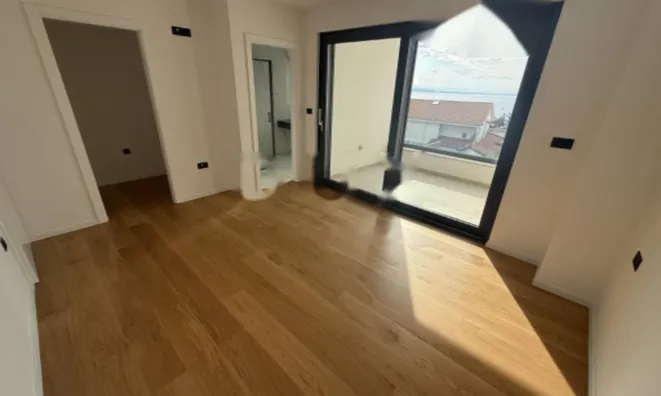 Недвижимость Четырёхкомнатная квартира в Центре: 8