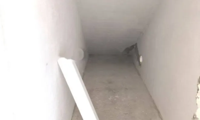 Недвижимость Трехкомнатная квартира Центр: 10