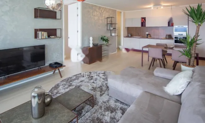 Недвижимость Двухкомнатная квартира, центр: 3