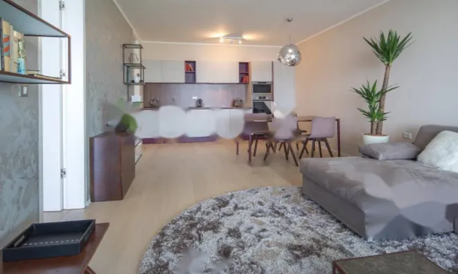 Недвижимость Двухкомнатная квартира, центр: 4