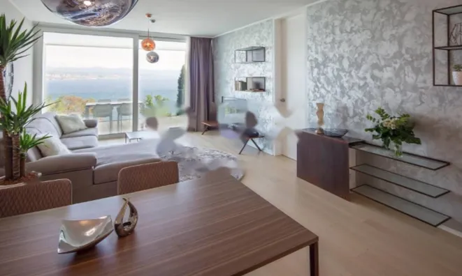 Недвижимость Двухкомнатная квартира, центр: 7