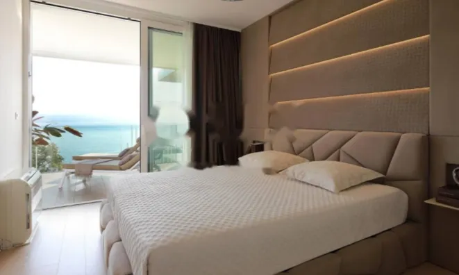 Недвижимость Двухкомнатная квартира, центр: 10