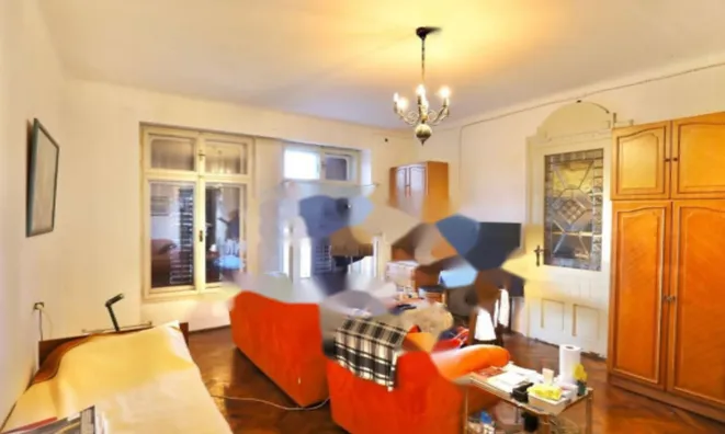 Недвижимость Трехкомнатная квартира в центре: 4