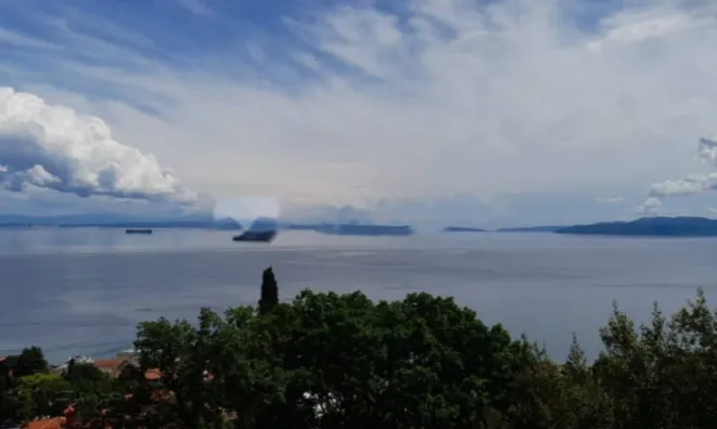 Недвижимость Трехкомнатная квартира, Центр: 15