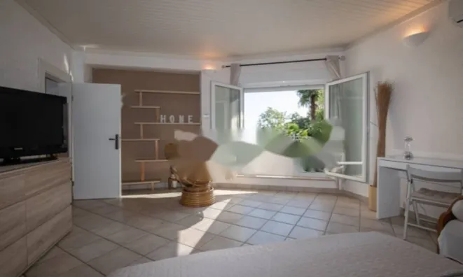 Недвижимость Четырёхкомнатная квартира, Центр, Опатия: 14