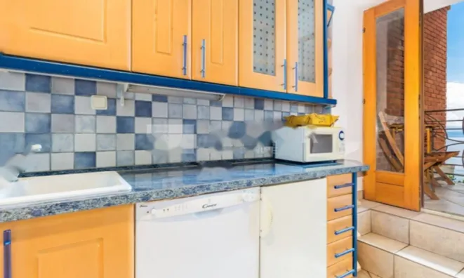 Недвижимость Четырёхкомнатная квартира, Центр, Опатия: 15