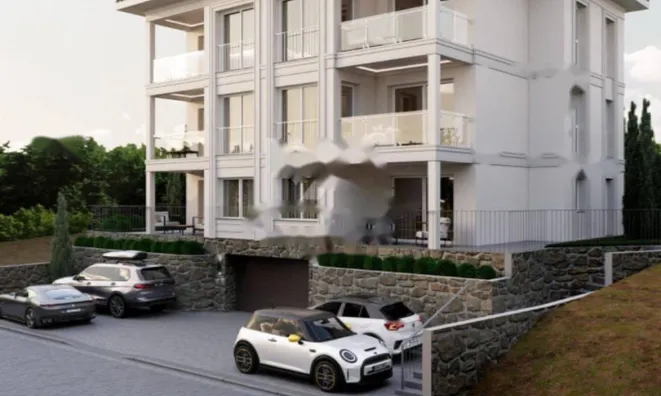 Недвижимость Двухкомнатная квартира в центре: 4