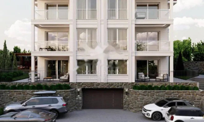 Недвижимость Двухкомнатная квартира в центре: 5