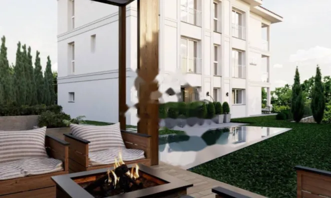 Недвижимость Двухкомнатная квартира в центре: 7