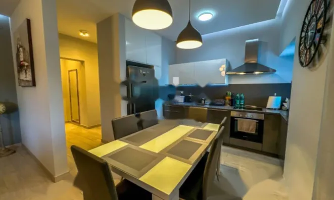 Недвижимость Четырехкомнатная квартира, Центр, Опатия: 5