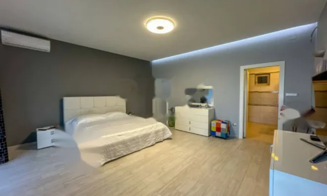 Недвижимость Четырехкомнатная квартира, Центр, Опатия: 10