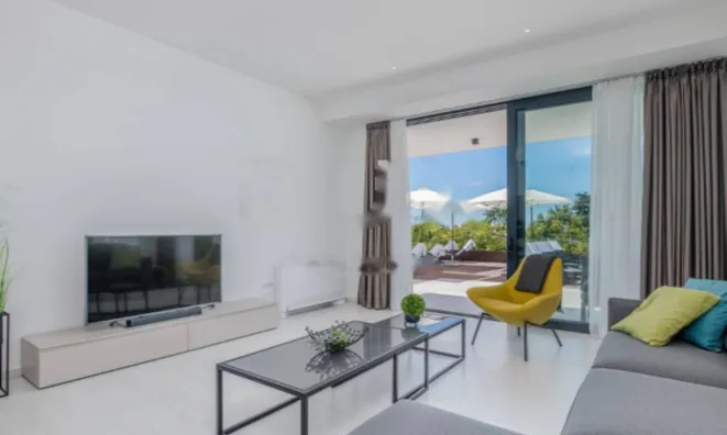 Недвижимость Новый коттедж в центре Опатии: 12