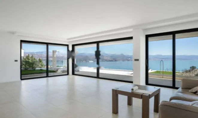 Недвижимость Четырехкомнатная квартира в центре Опатии: 2