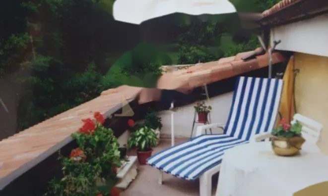 Недвижимость Трехкомнатная квартира в центре: 12