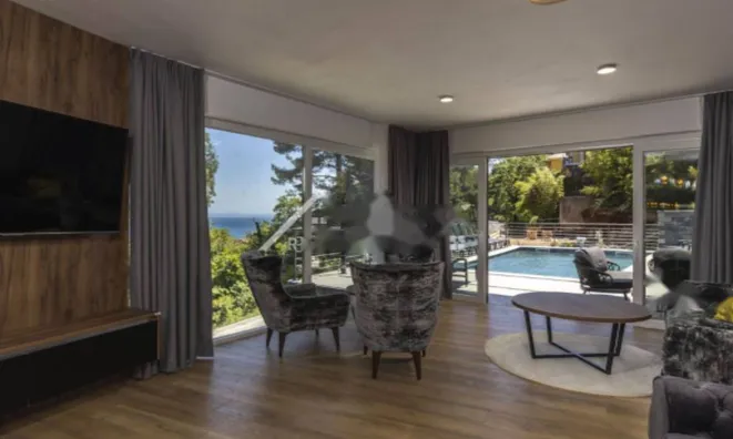 Недвижимость Особняк 410 м², Центр, Опатия: 1