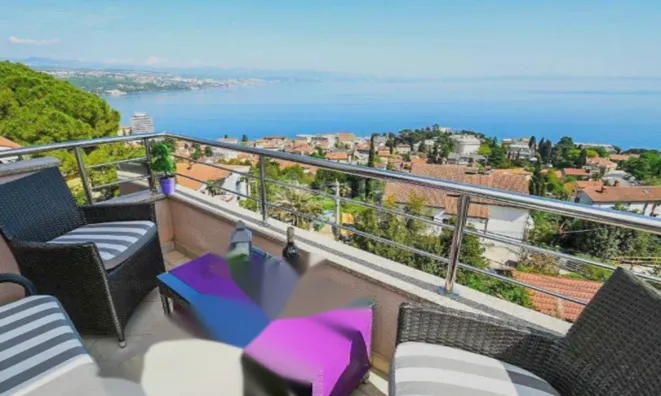 Недвижимость Четырехкомнатная квартира Центр: 17