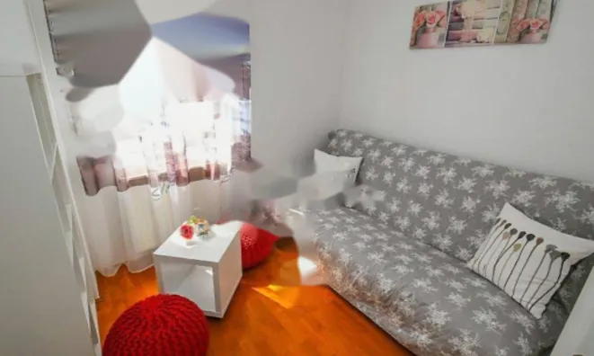 Недвижимость Четырехкомнатная квартира Центр: 20