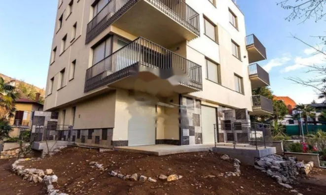 Недвижимость Четырехкомнатная квартира в центре Опатии: 36