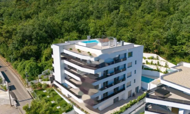 Недвижимость Трехкомнатная квартира в центре: 6