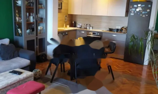 Недвижимость Трехкомнатная квартира в центре: 6