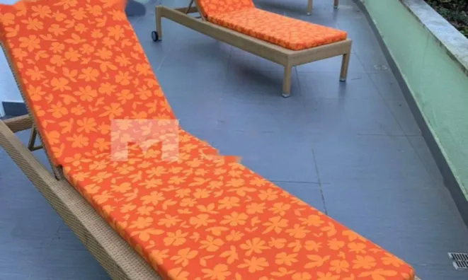 Недвижимость Четырехкомнатная квартира в центре: 1