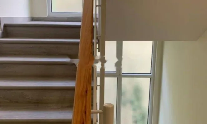 Недвижимость Четырехкомнатная квартира в центре: 18