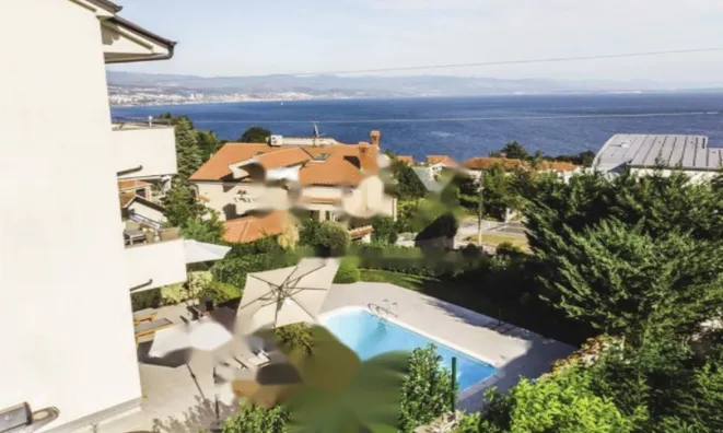 Недвижимость Трехкомнатная квартира в центре Опатии: 3