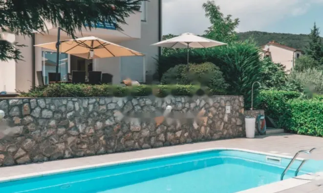 Недвижимость Трехкомнатная квартира в центре Опатии: 4