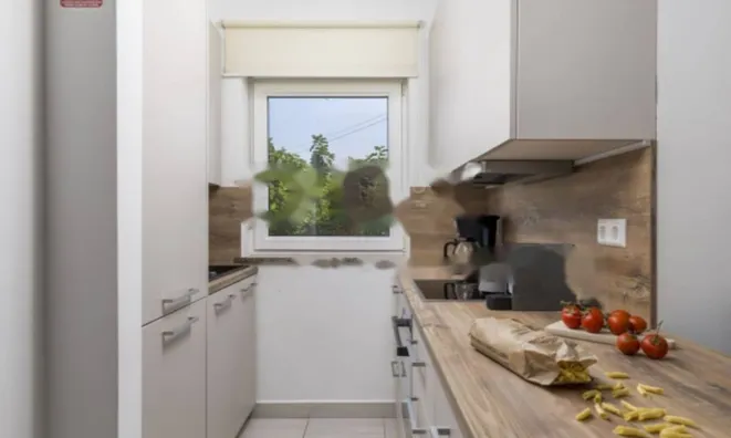 Недвижимость Трехкомнатная квартира в центре Опатии: 14