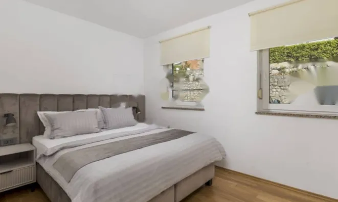 Недвижимость Трехкомнатная квартира в центре Опатии: 24