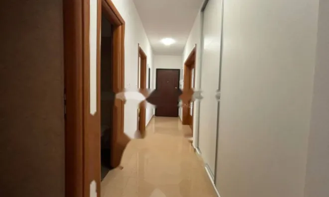 Недвижимость Трёхкомнатная квартира Центр: 6