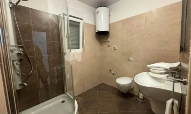 Недвижимость Трёхкомнатная квартира Центр: 14