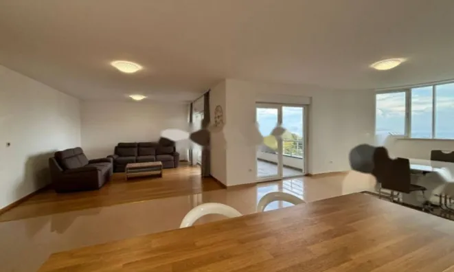 Недвижимость Трёхкомнатная квартира Центр: 21