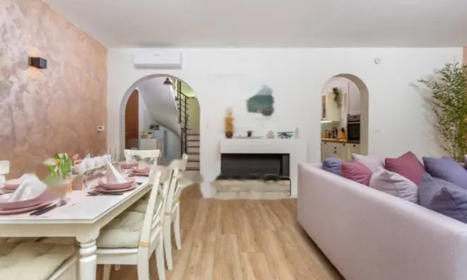 Недвижимость Трёхкомнатная квартира 178 м²: 4