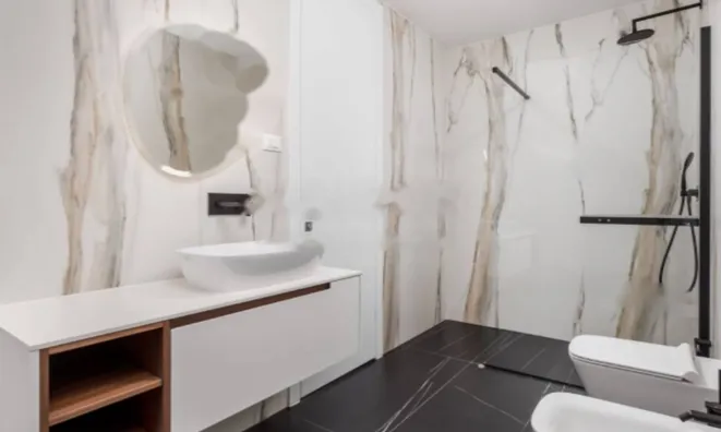 Недвижимость Четырехкомнатная квартира Центр: 5