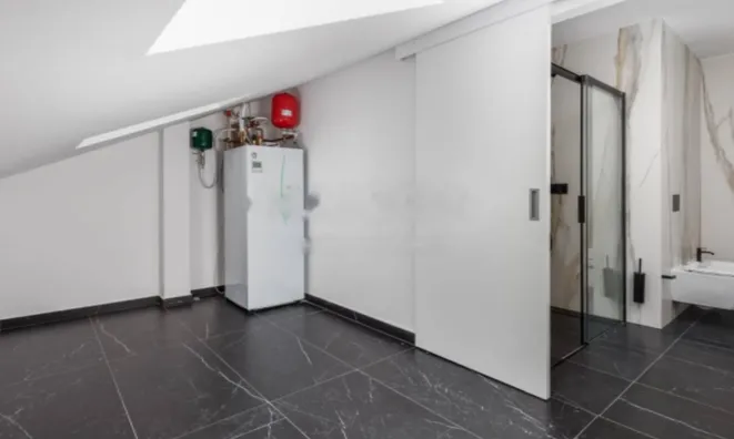 Недвижимость Четырехкомнатная квартира Центр: 14