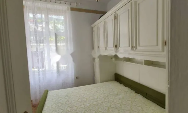 Недвижимость Двухкомнатная квартира, центр: 10