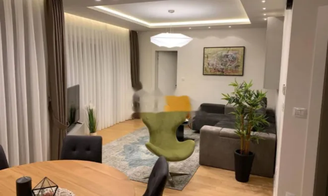 Недвижимость Семейный дом 641 м², Центр: 1