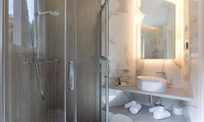 Недвижимость Семейный дом 641 м², Центр: 11