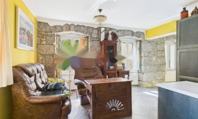 Недвижимость Трёхкомнатная квартира, центр: 4