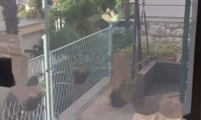 Недвижимость Трёхкомнатная квартира, Центр: 4