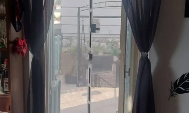 Недвижимость Трёхкомнатная квартира, Центр: 6